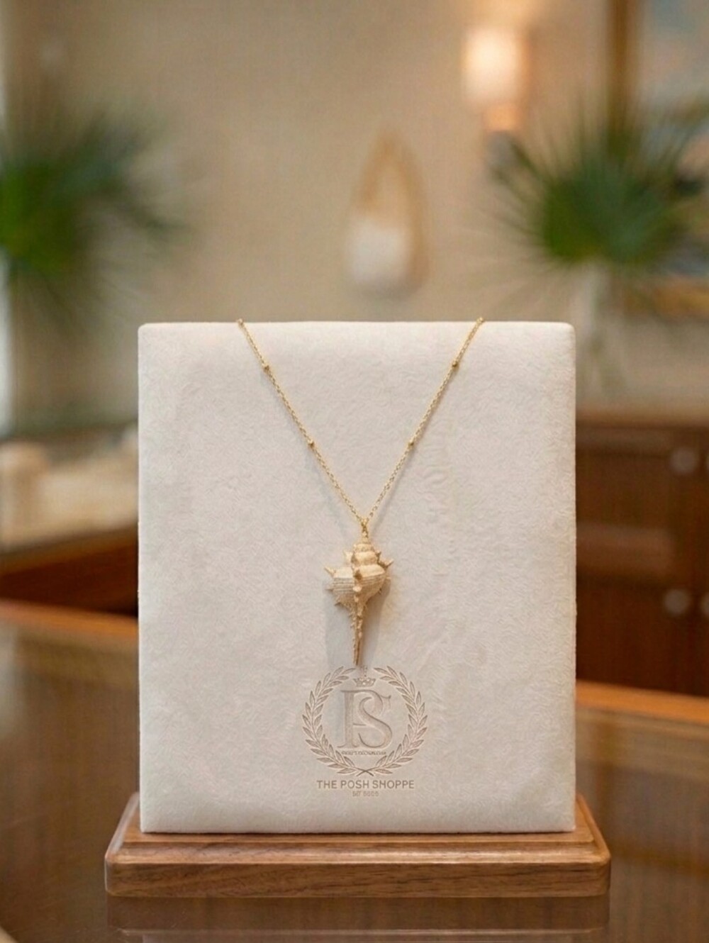 🐚 ✨️ Golden Murex Shell Coastal Necklace